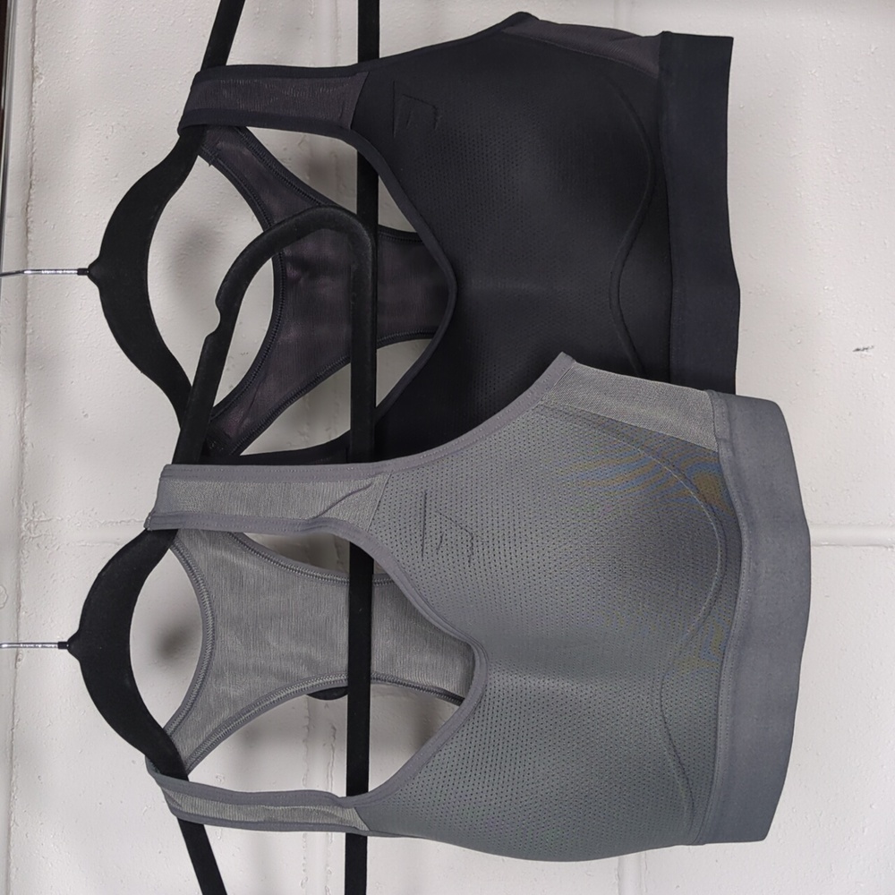 NWOT Gymshark Lightweight High Support Sports Bras (2) - Black & Grey